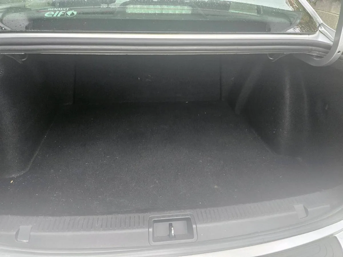 151 Renault fluance - Image 3