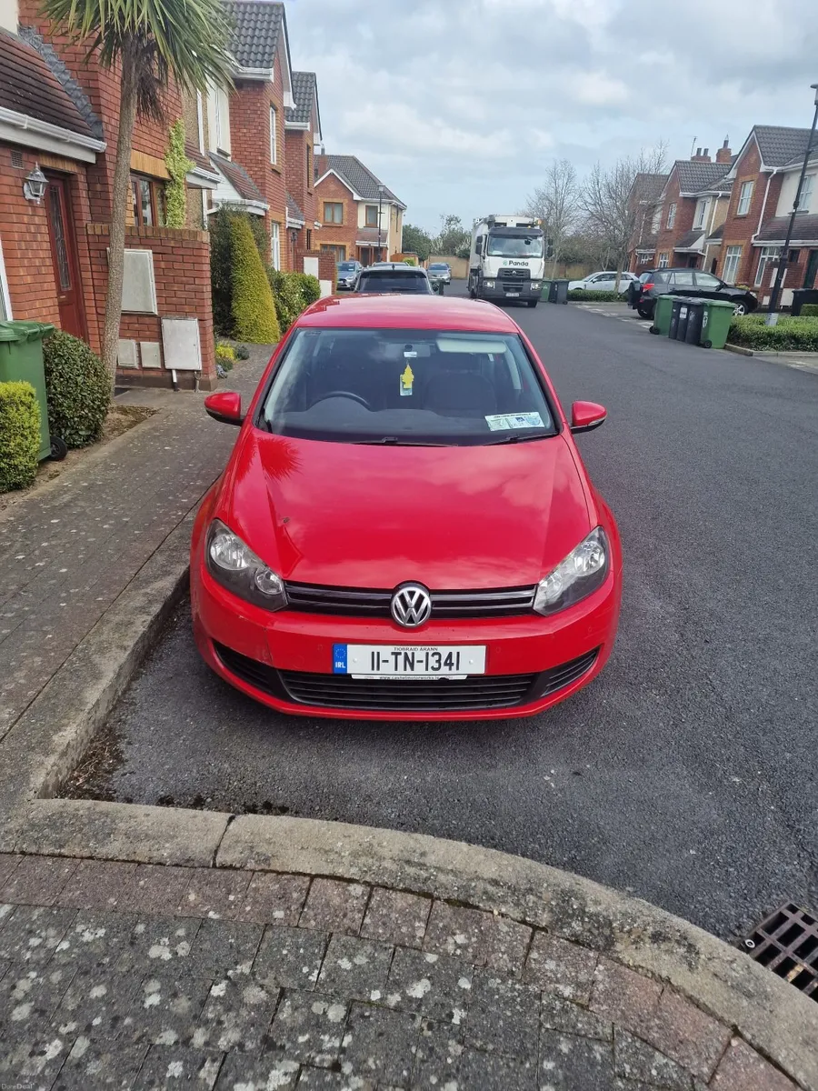 Volkswagen Golf 2011 - Image 2