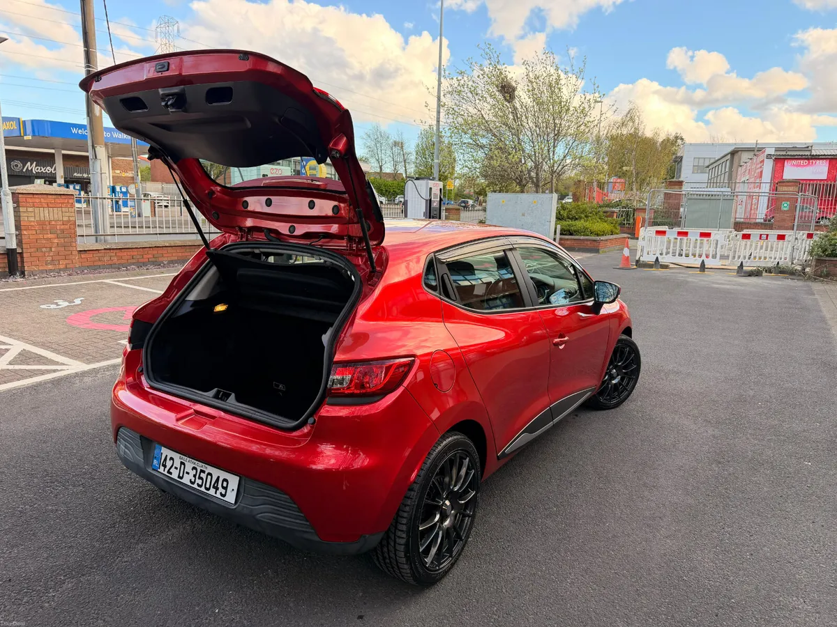 Renault Clio 2014 Automatic - Image 4
