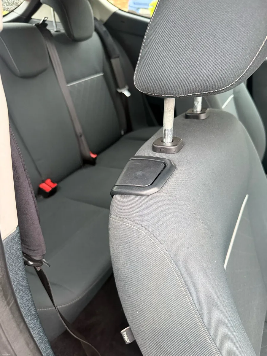 Ford Fiesta 1.25 Edge 60bhp 3Dr - Image 4