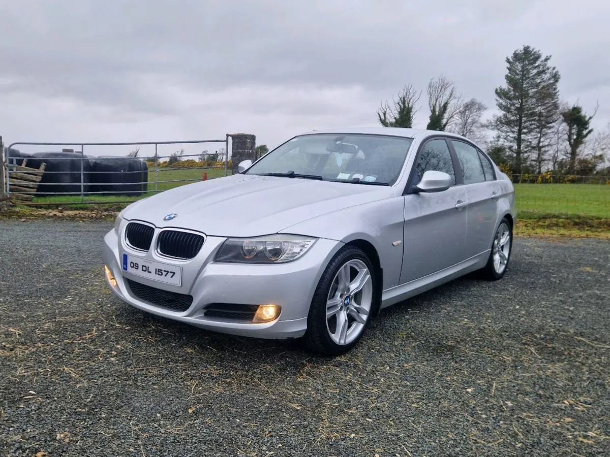 318D e90 - Image 2