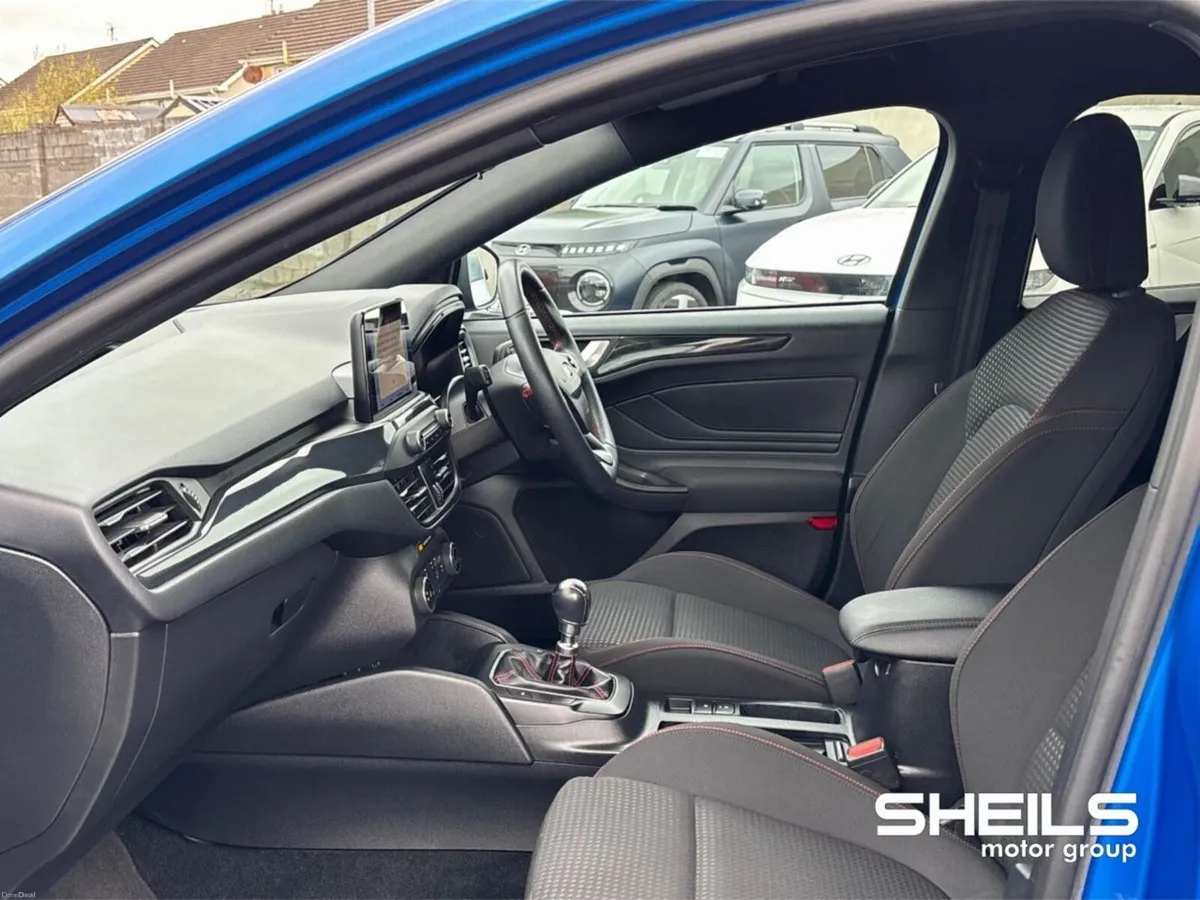 Ford Focus 1.0 EcoBoost 125PS ST-Line - Image 5