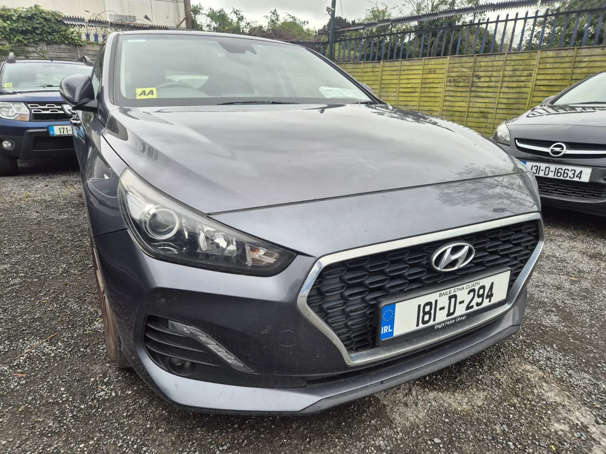 Stunning Hyundai i30 2018 comes with 2 years NCT - Image 2