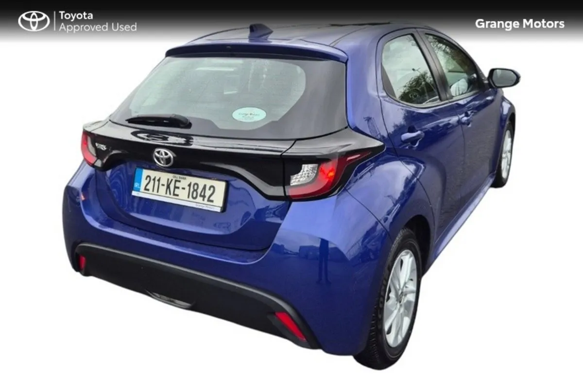 Toyota Yaris 1.0LTR 5DR LUNA MANUAL - Image 3