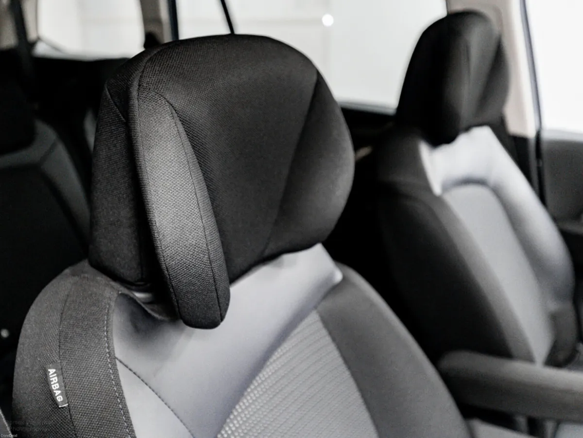 Citroen C4 Spacetourer Flair 1.2 Petrol 130HP - Image 4