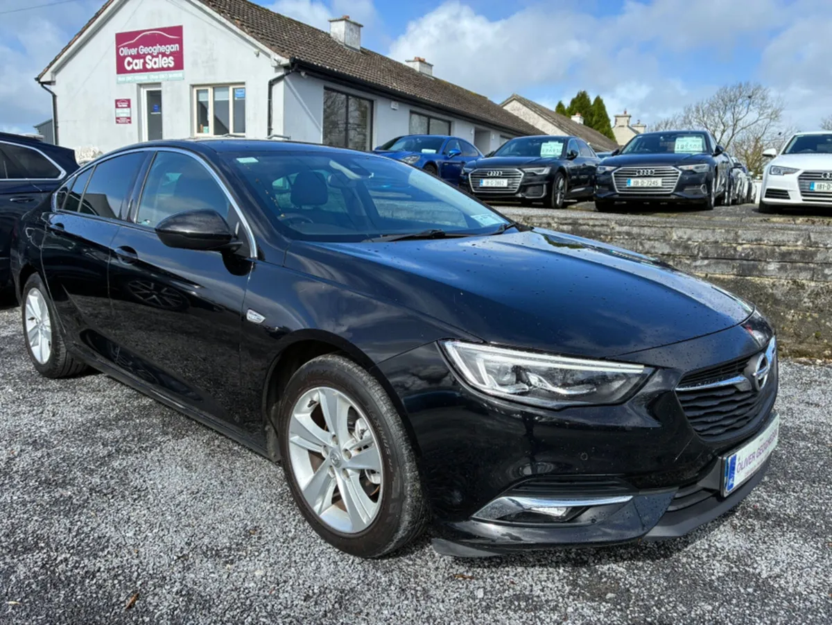 Opel Insignia GRAND SPORT ELITE 1.6 - Image 1