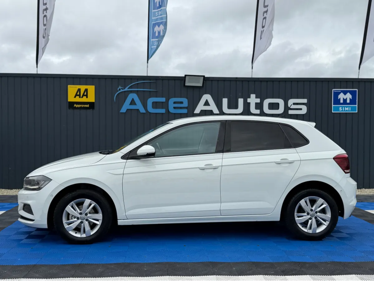 Volkswagen Polo HIGHLINE - 1.0L PETROL - AUTO - 12 - Image 4