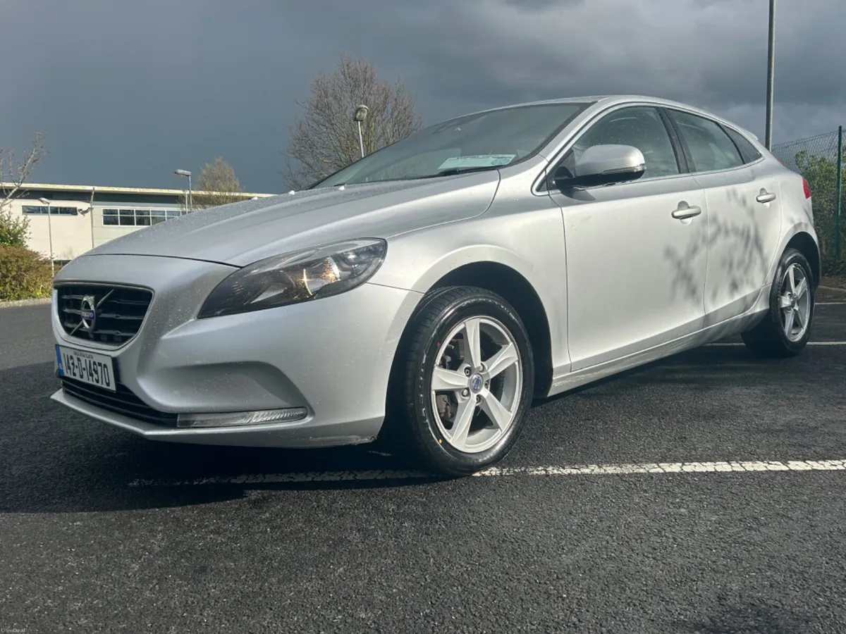 Volvo V40 2014 - Image 4