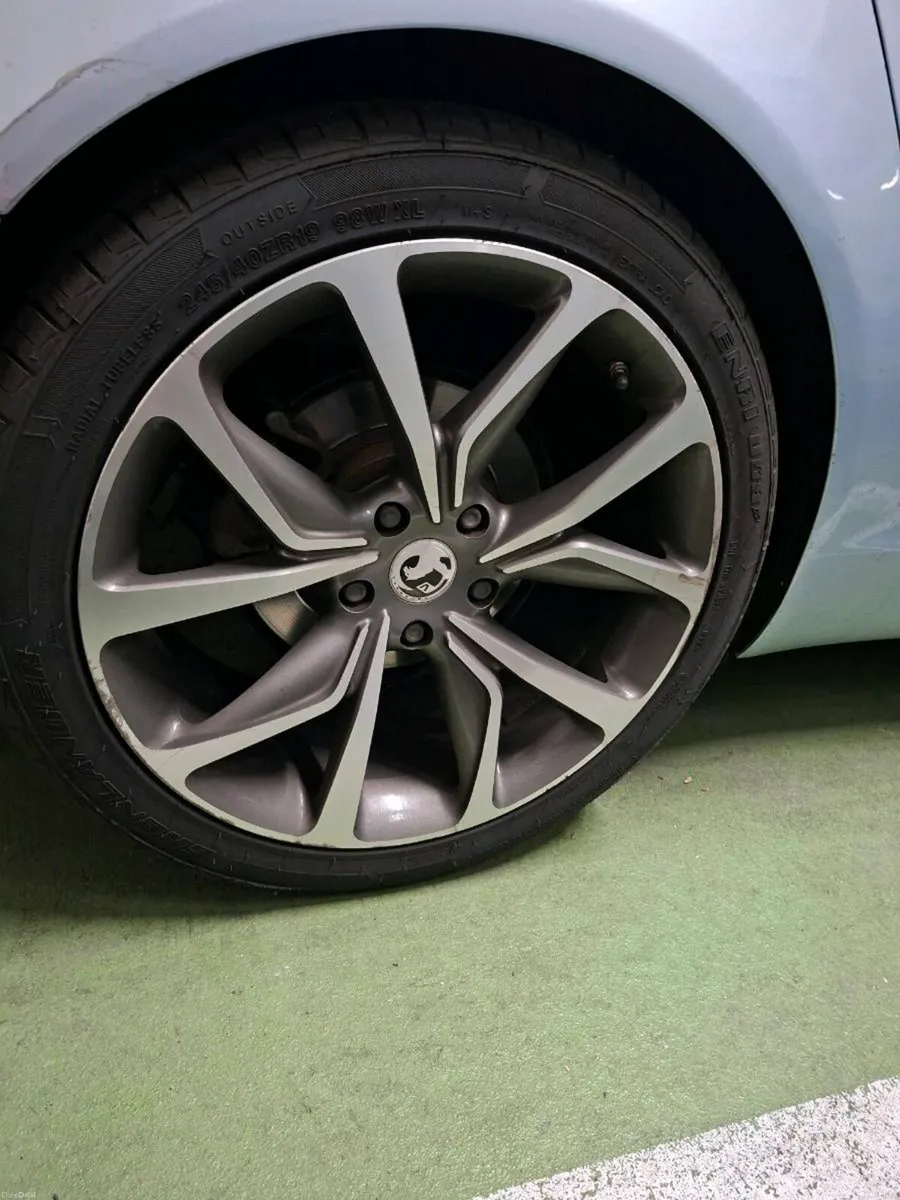 Opel insignia - Image 4