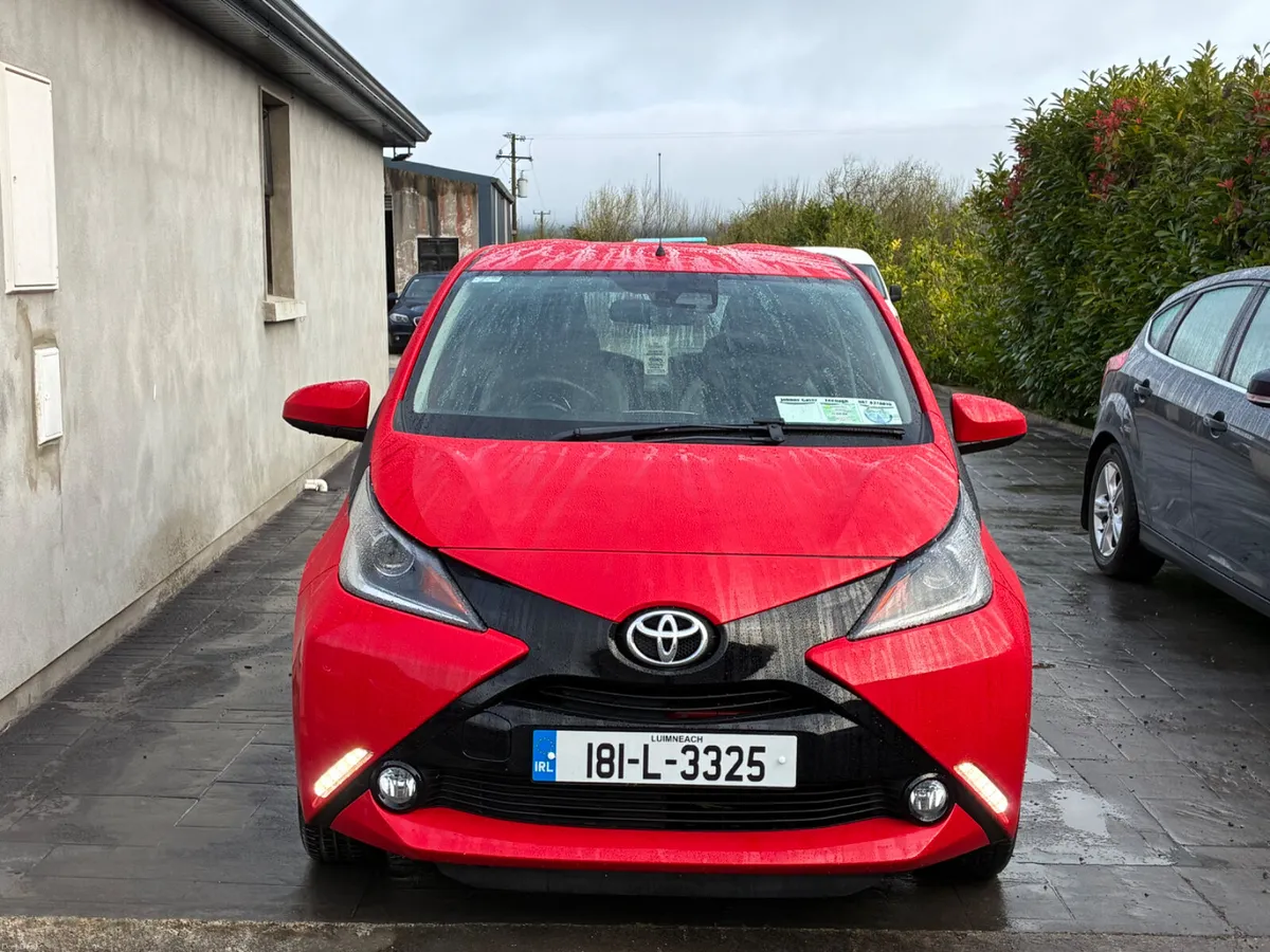 Toyota Aygo 2018 - Image 2
