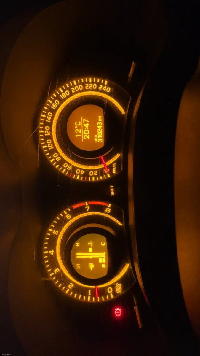 Toyota Corolla - Image 4