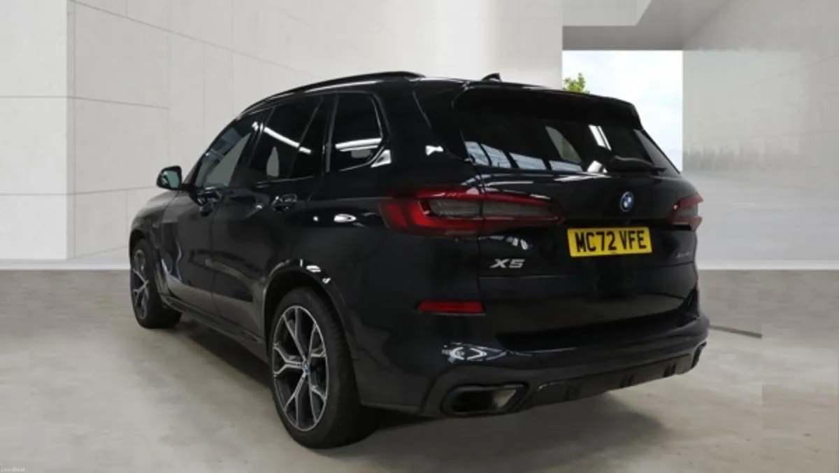 Feb 2023 BMW X5 xDrive45e M Sport 5dr Auto - Image 3