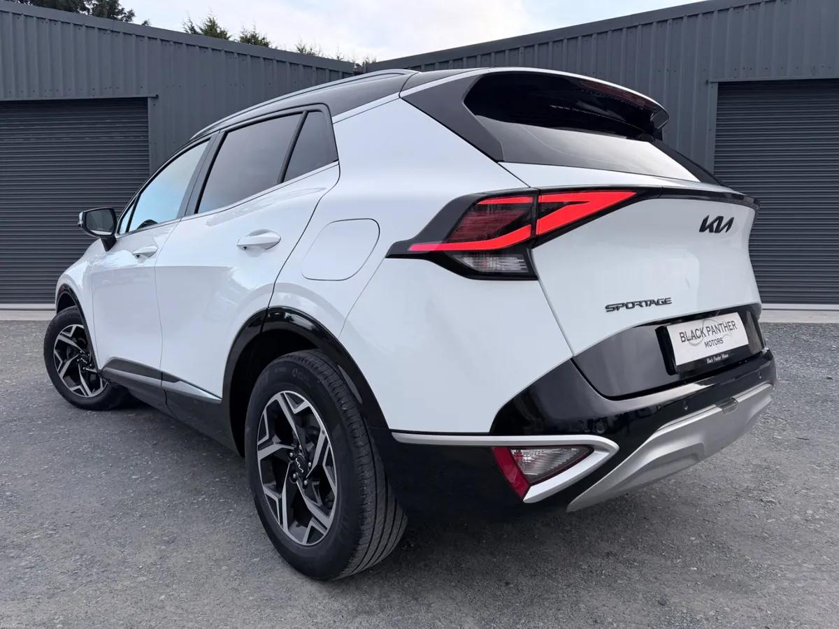 Kia Sportage 231’ 1.6 Diesel MHEV LOW MILEAGE - Image 3