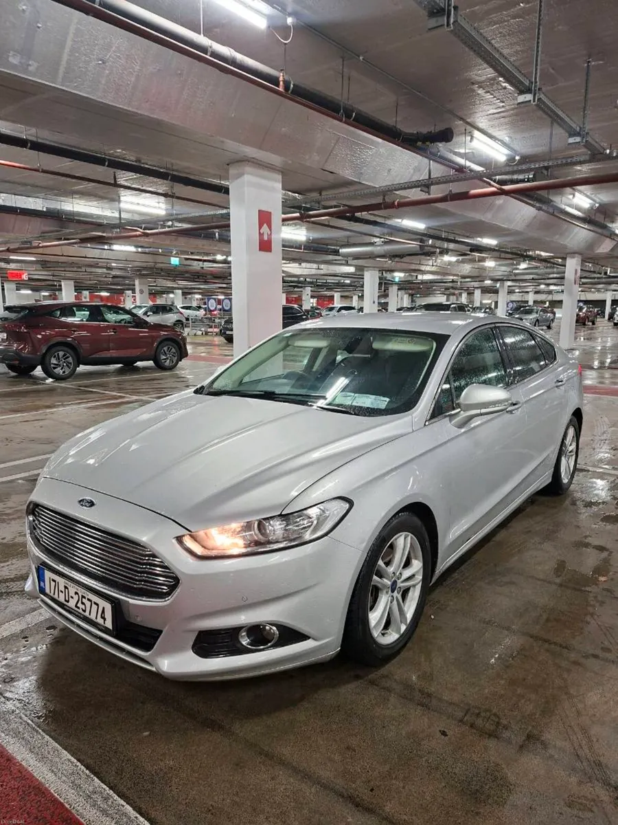 FORD MONDEO 2017 - Image 2