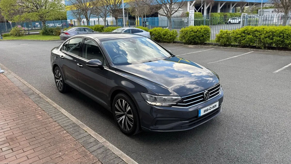 2021 Volkswagen Passat 2.0 Tdi - Image 4