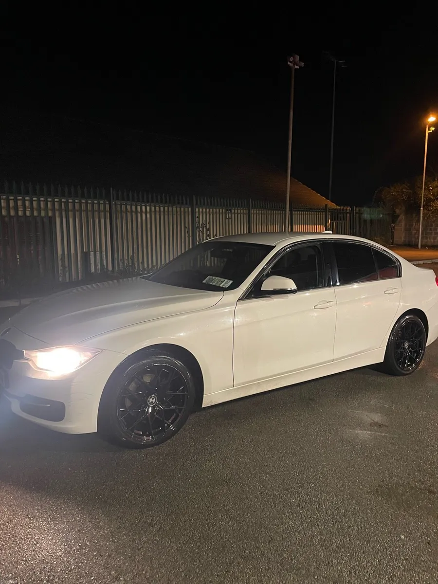 BMW 316i f30 - Image 1