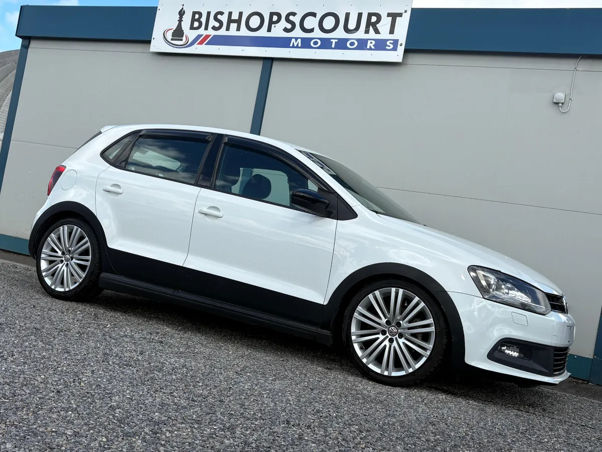 VOLKSWAGON POLO - Image 3