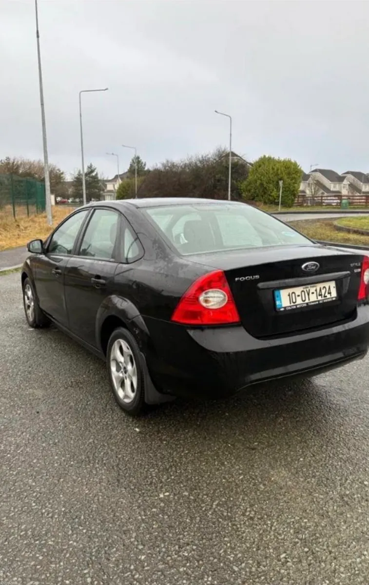 Ford Focus 2010, low mileage, excellent condition! - Image 4
