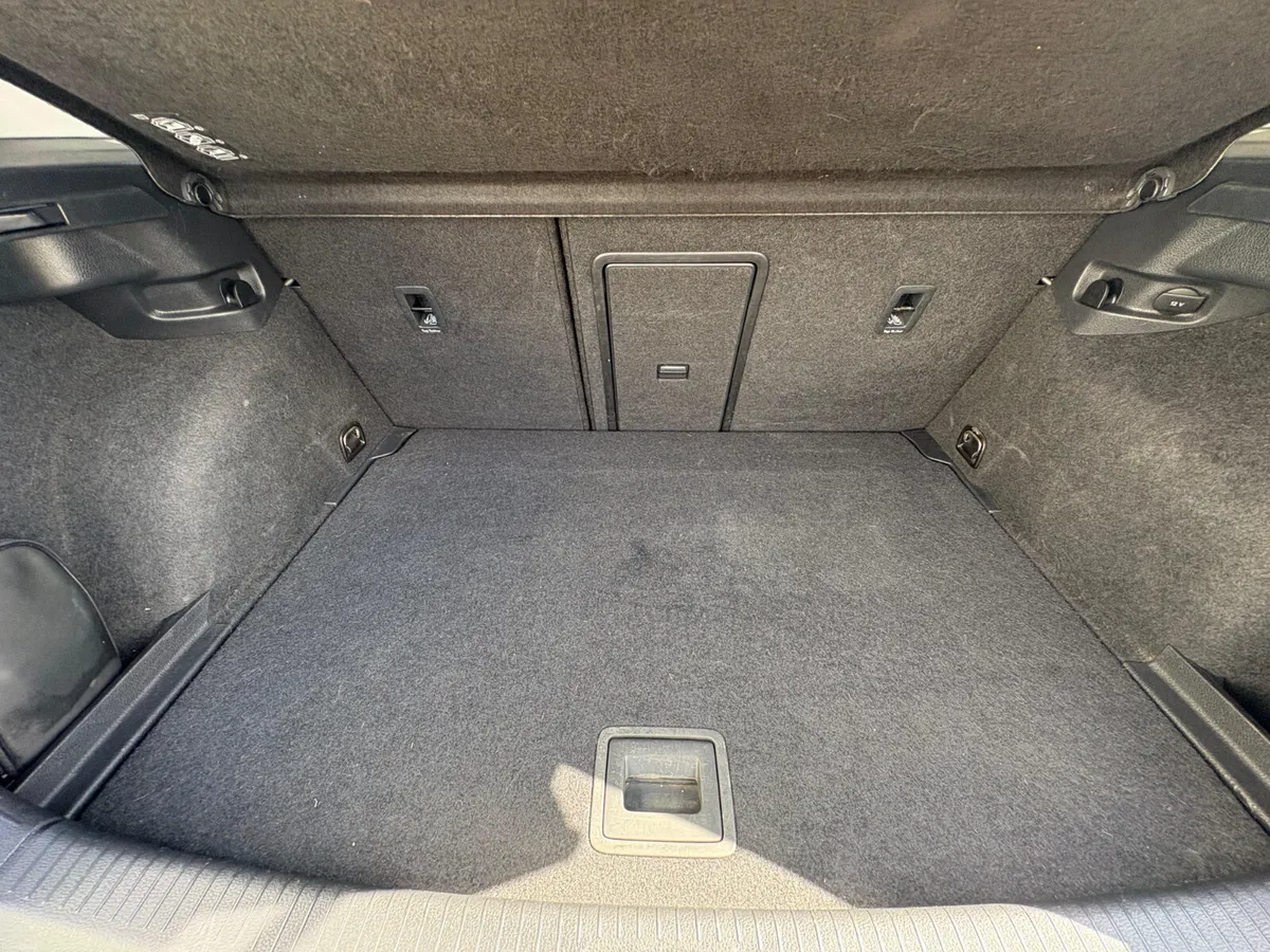 Volkswagen Golf 2013 - Image 4