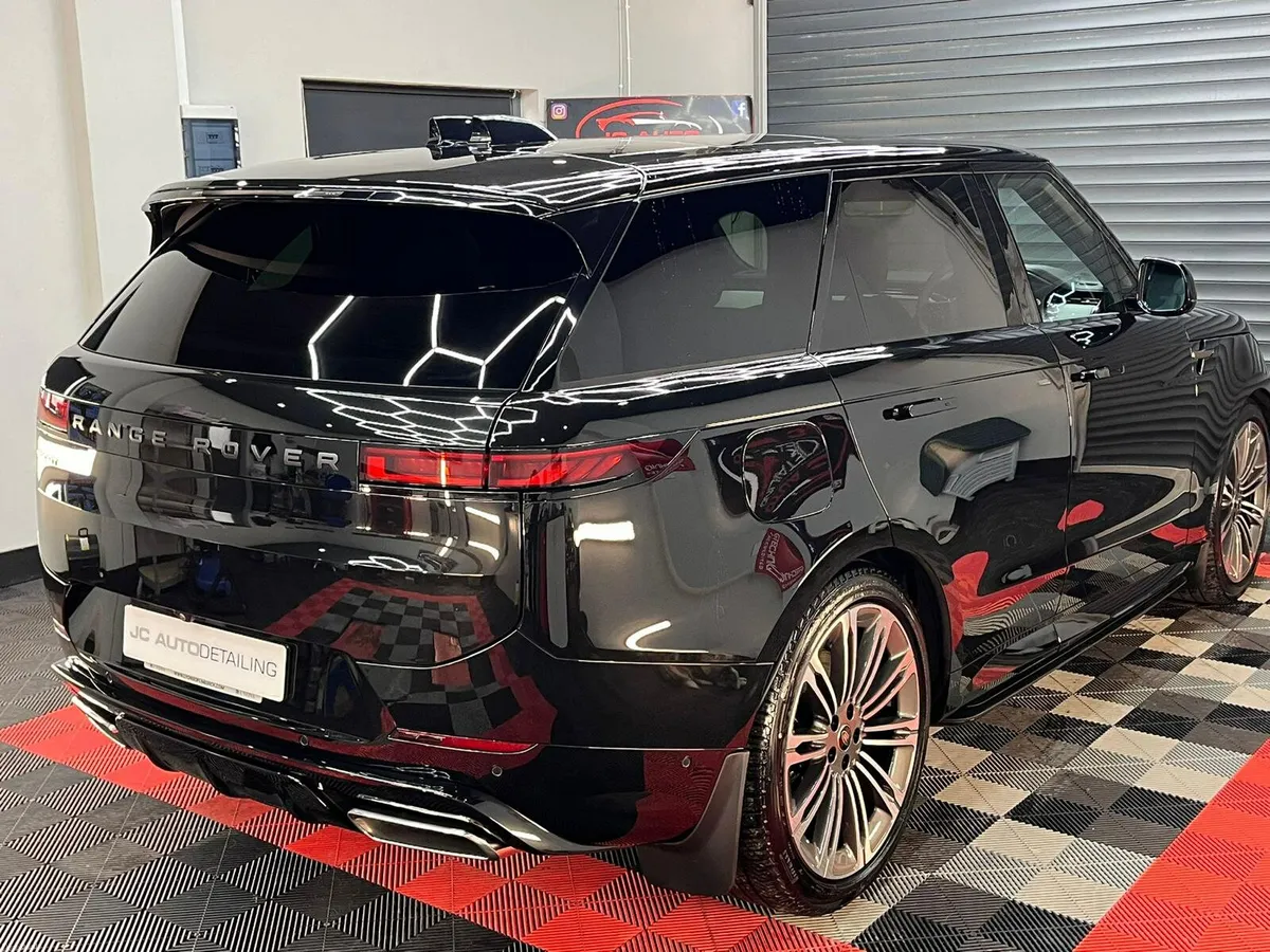 Range Rover Sport Autobiography 550 - Image 3