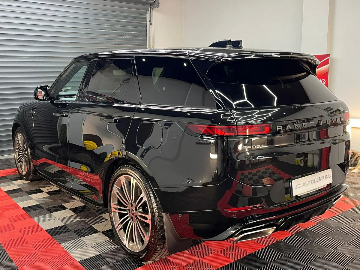 Range Rover Sport Autobiography 550 - Image 4