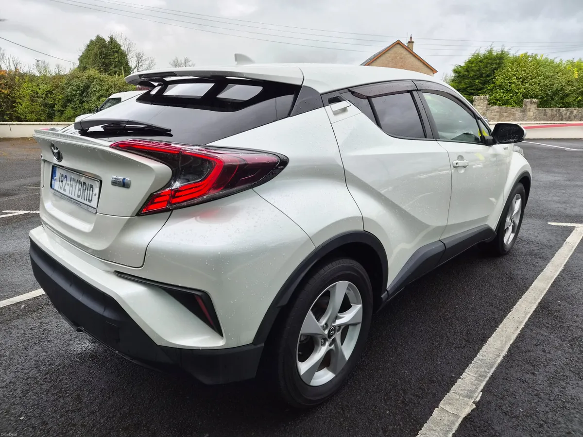 Toyota C-HR 2019 1.8L Petrol Hybrid Auto - Image 3
