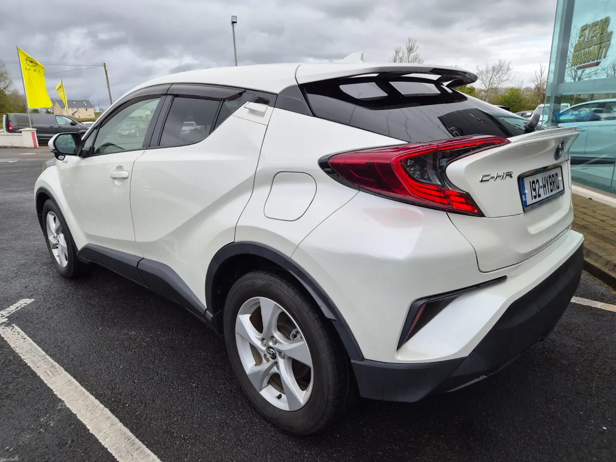 Toyota C-HR 2019 1.8L Petrol Hybrid Auto - Image 5