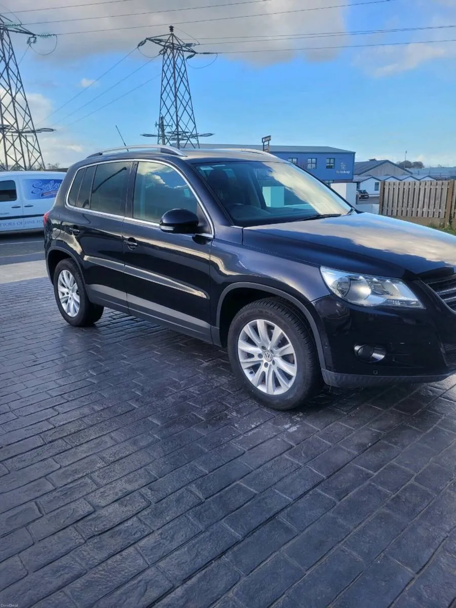 Volkswagen Tiguan 2010 - Image 3