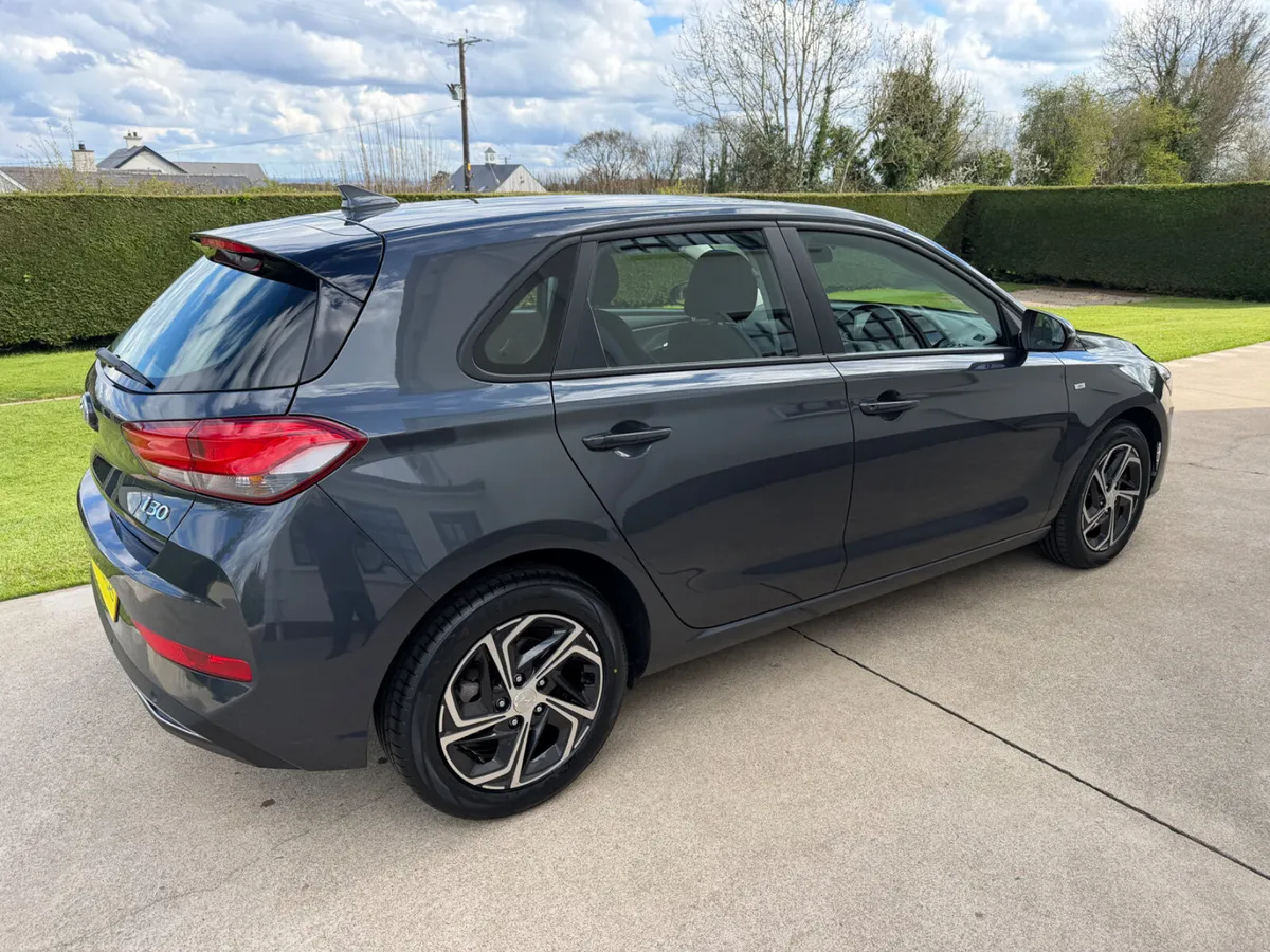2021 HYUNDAI I30 SE CONNECT MHEW CRDI 136 48V - Image 2