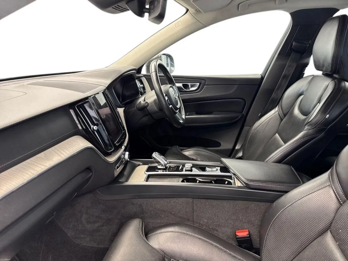 Volvo XC60 B4 INSCRIPTION *2YR WARRANTY* €145 PER - Image 3