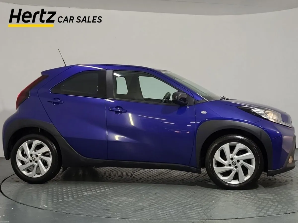 Toyota Aygo X PULSE 1.0 Petrol Manual - Image 4