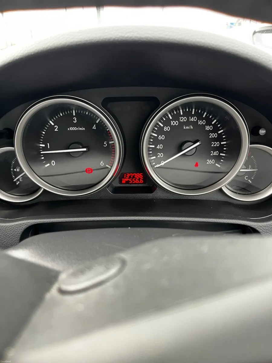 Mazda6 2011 low mileage - Image 2