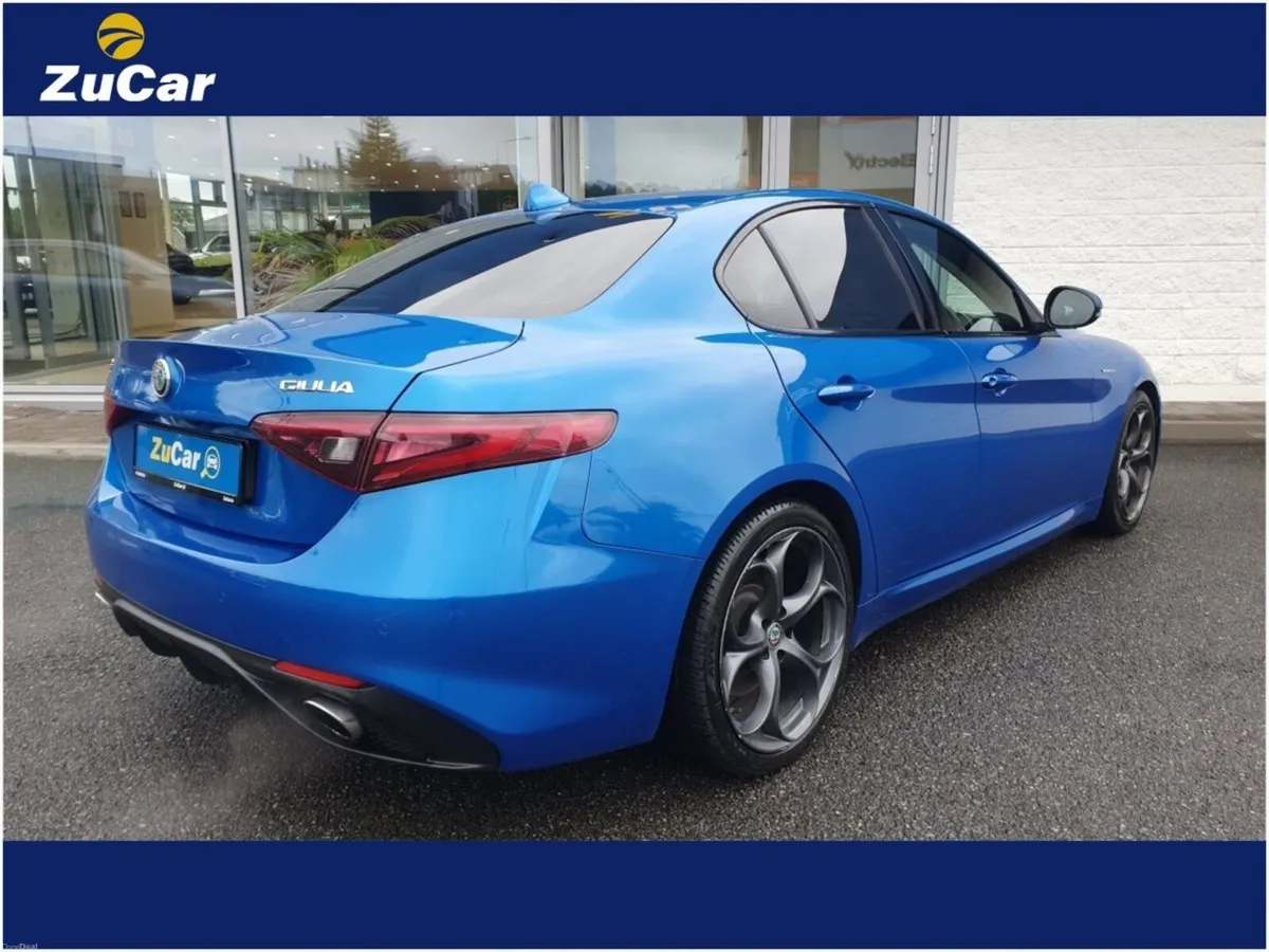 Alfa Romeo Giulia 2.0l Turbo 280hp Veloce - Image 4