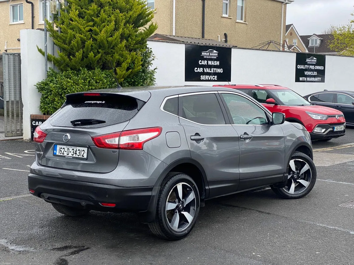 Nissan Qashqai 2016 1.2 automatic - Image 3