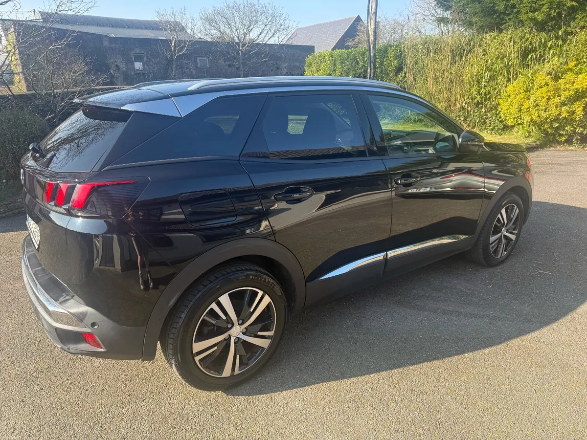 Peugeot 3008 2018 - Image 2