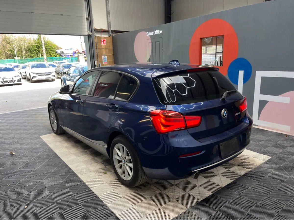 BMW 1-Series 2016 BMW 118D STYLE 2.0 AUTOMATIC / C - Image 4