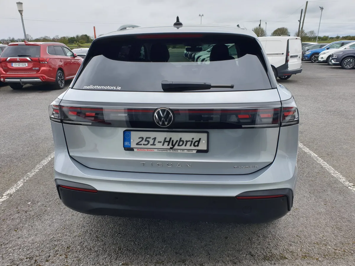 Volkswagen Tiguan 1.5 PHEV MATCH EDITION - Image 5