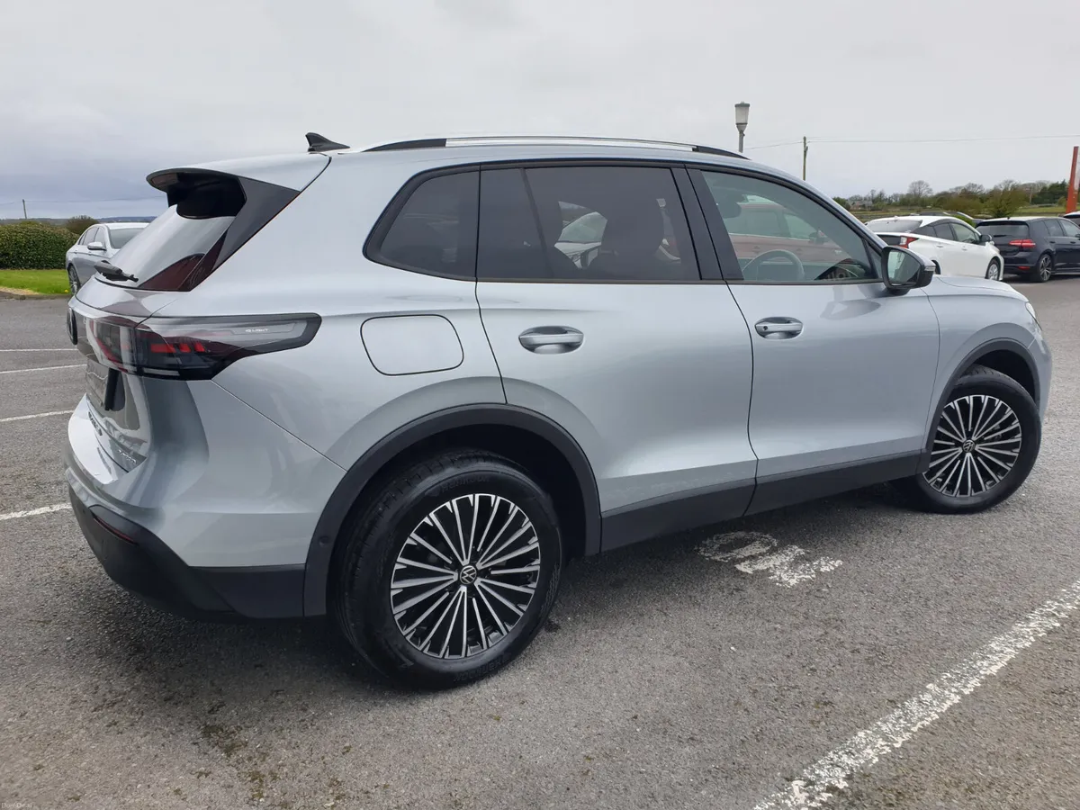 Volkswagen Tiguan 1.5 PHEV MATCH EDITION - Image 6