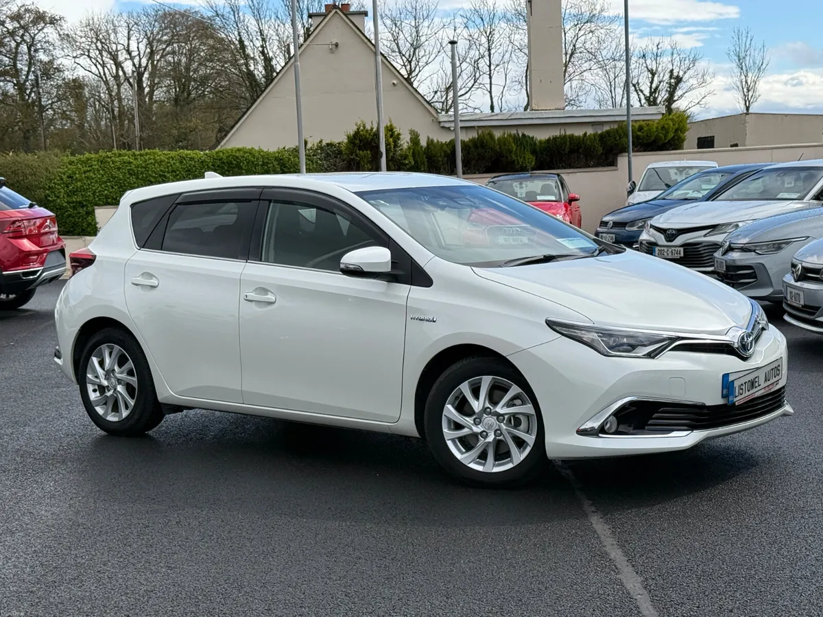 LOW MILEAGE*172 TOYOTA AURIS HYBRID 1.8 AUTOMATIC - Image 3