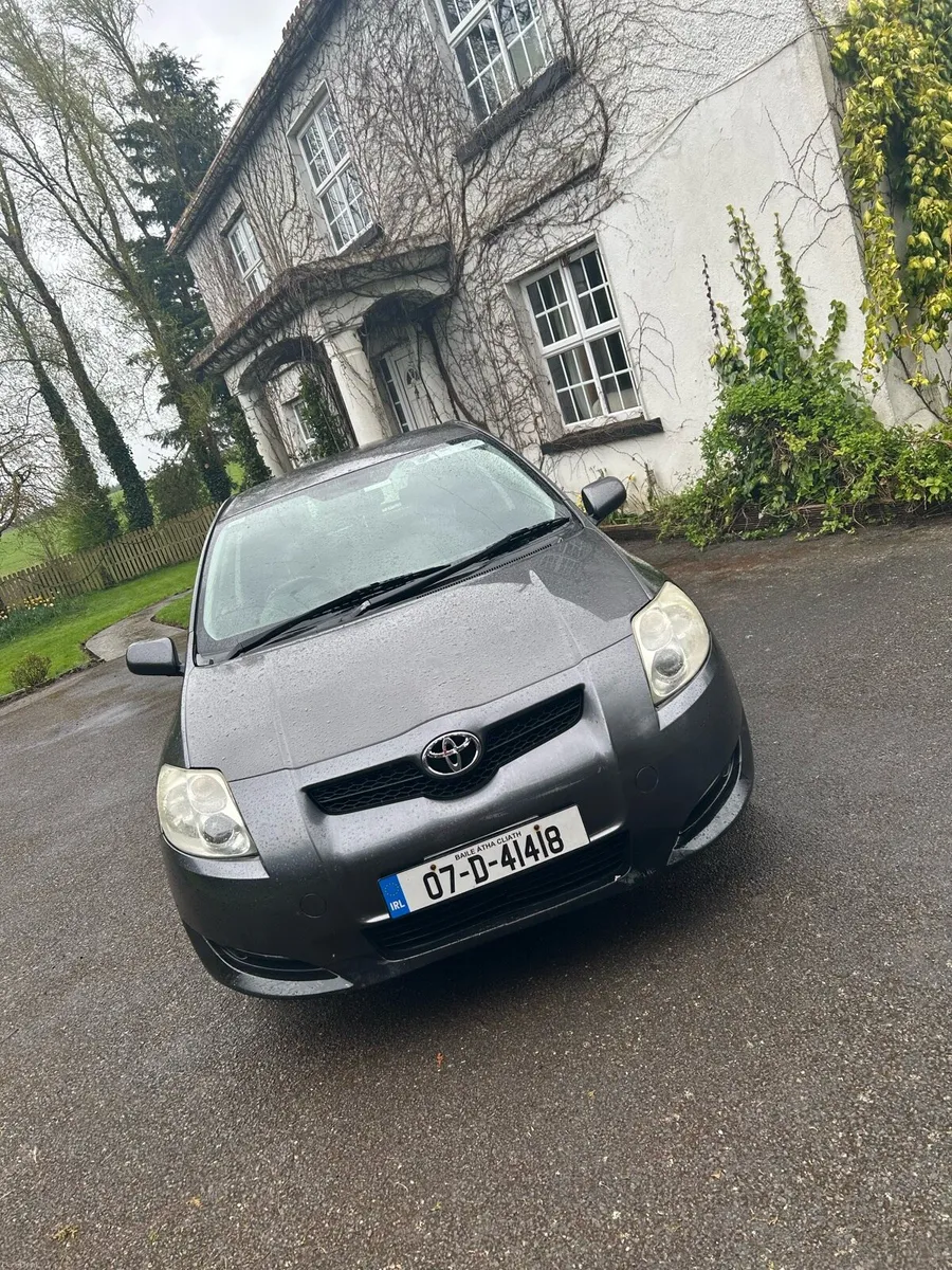 Toyota Auris 1.4 petrol NCT TAX - Image 1
