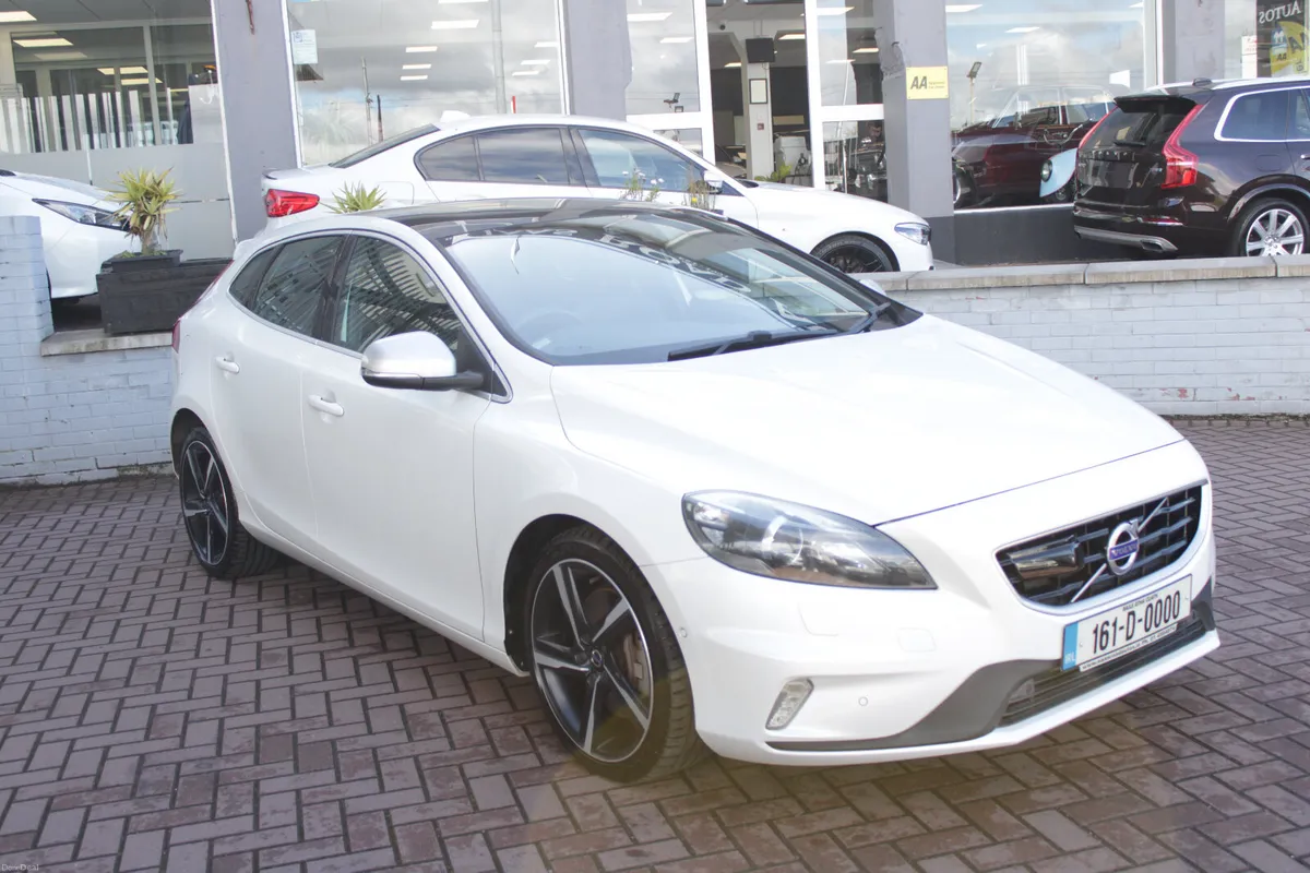 2016 VOLVO V40 ESTATE 2.0 D4 5DR AUTO - Image 1