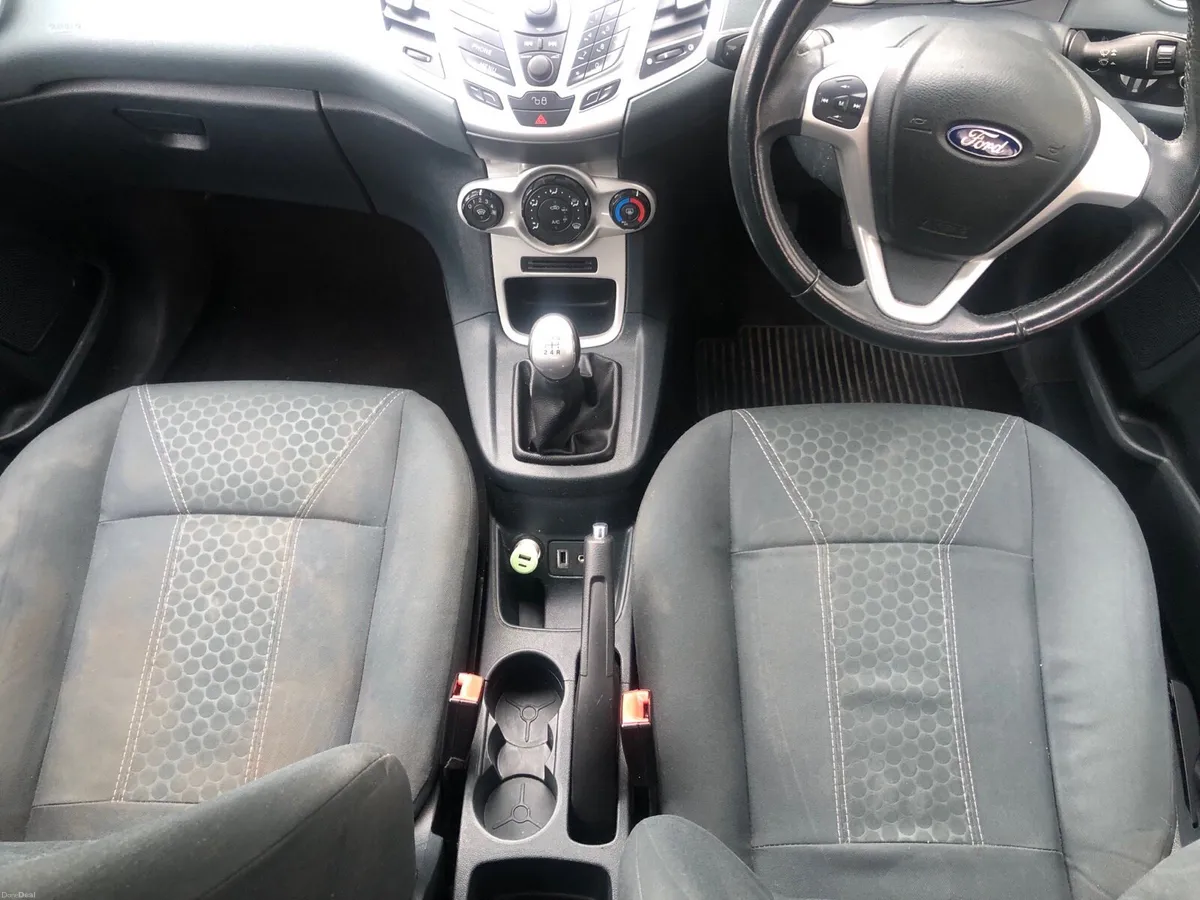 Ford Fiesta - Image 3
