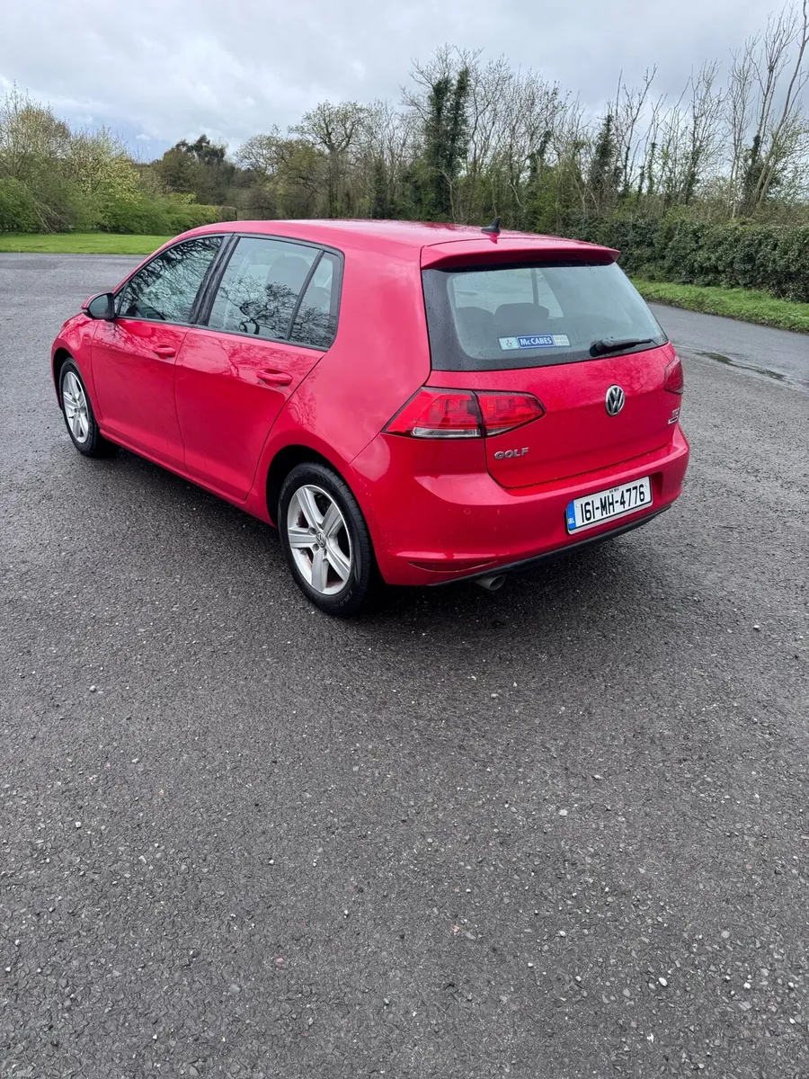 Volkswagen Golf - Image 4