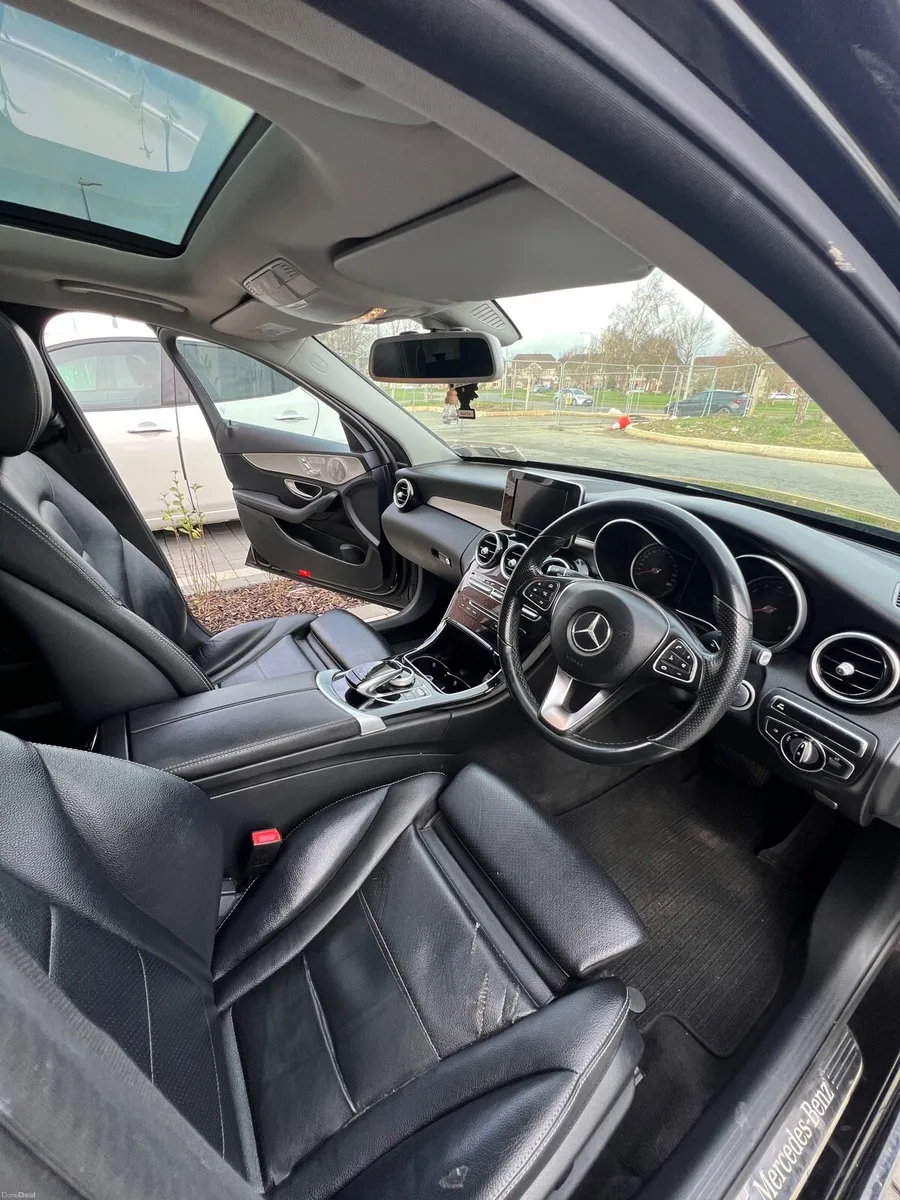 Mercedes C350e - Image 4