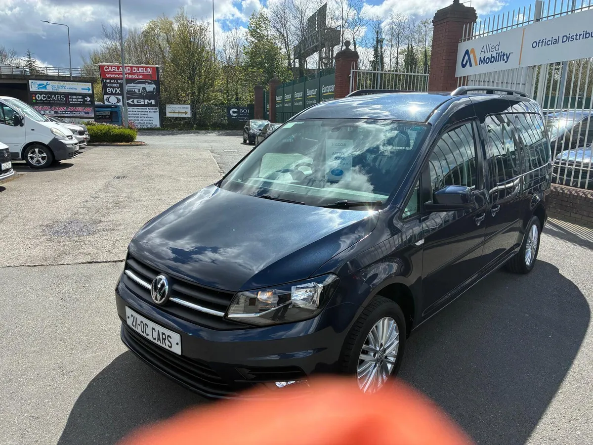 Wheelchair Accessible Volkswagen Caddy 5&7 Seats - Image 3
