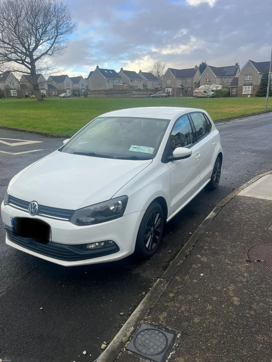 2017 Volkswagen polo - Image 4