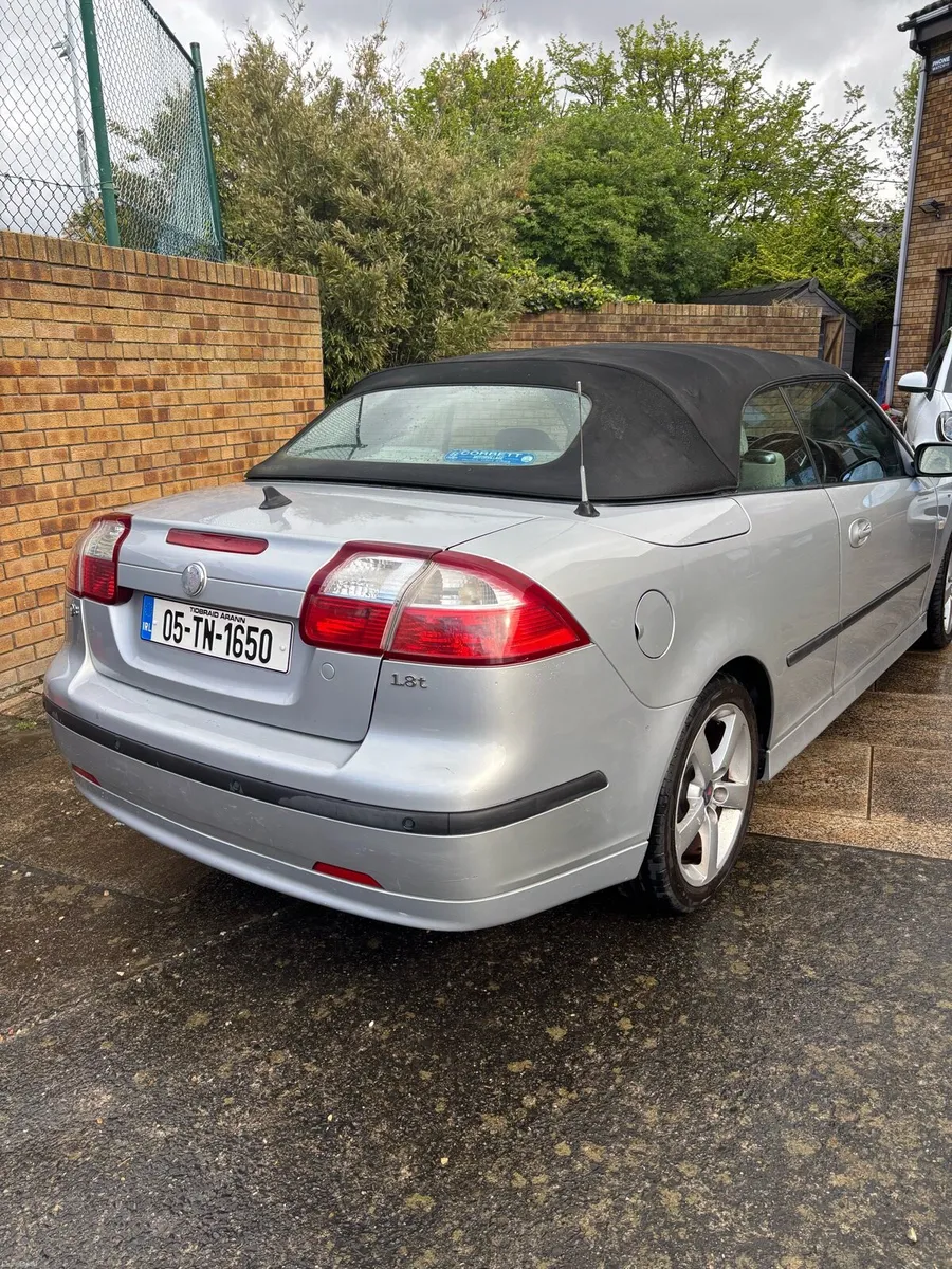 Saab 9.3 convertible - Image 2