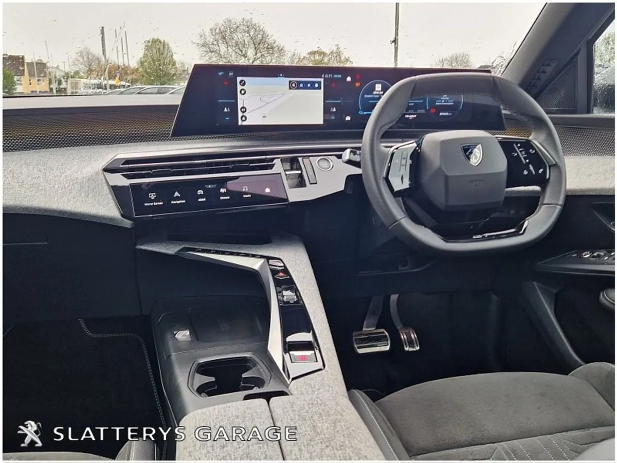 Peugeot 3008 BEV 73kWH 210BHP Allure - Image 2