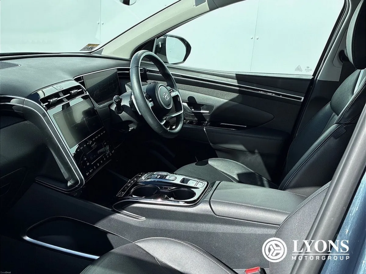 Hyundai Tucson 4WD Executive Plus PHEV Auto - Image 3
