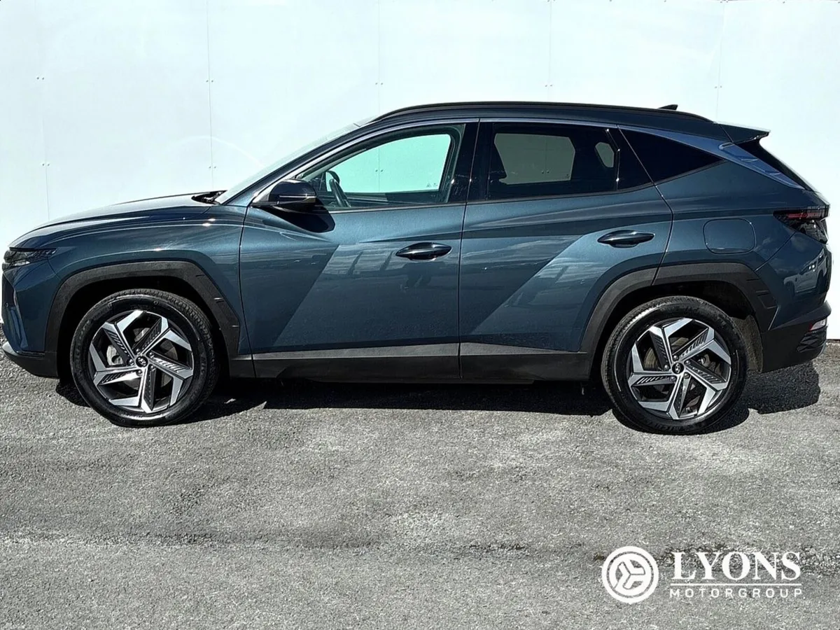 Hyundai Tucson 4WD Executive Plus PHEV Auto - Image 4